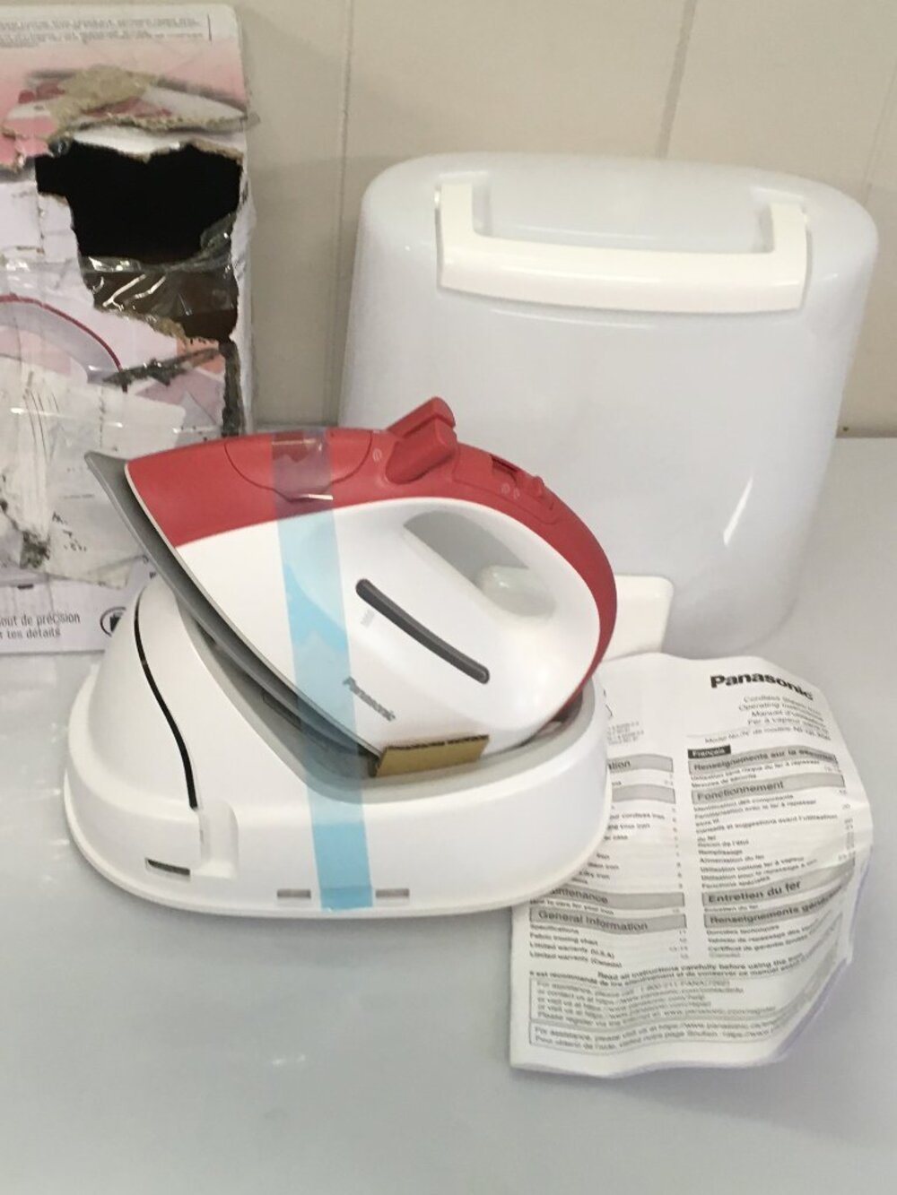 NEW Panasonic NI-QL300R Mini Cordless Steam & Dry Iron RED